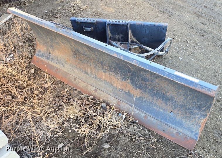 Bobcat 84 Snowblade skid steer snow plow - ES2877