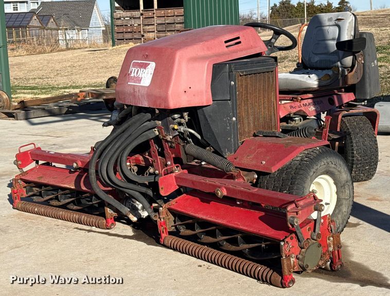 Toro Reelmaster 2600D reel mower - ES5801