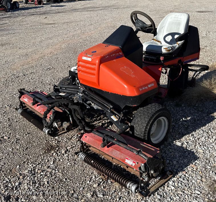Jacobsen Tri-King 1800G reel mower - ES5803