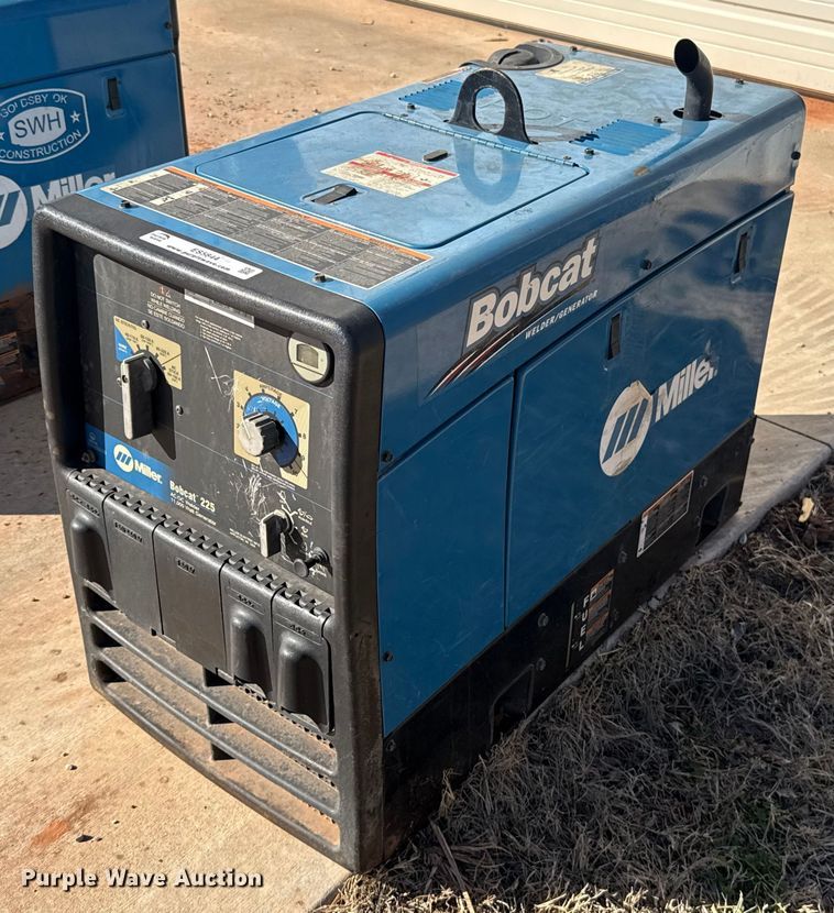 Miller Bobcat 225 welder/generator - ES5844