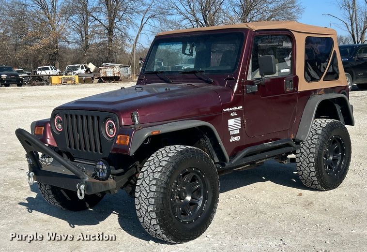 2002 Jeep Wrangler SUV - ET6980