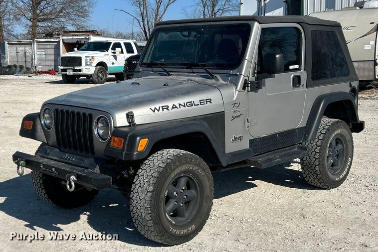 2001 Jeep Wrangler Sport SUV - ET6983