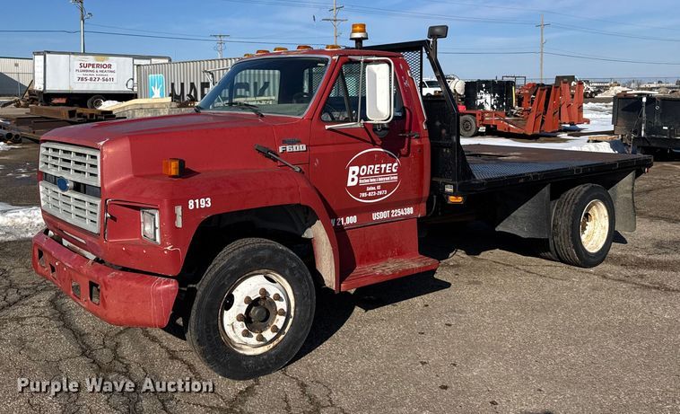 1994 Ford F600 flatbed truck - FB0712
