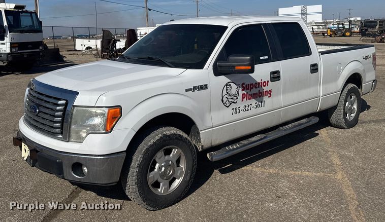 2012 Ford F150 XLT Crew Cab pickup truck - FB0802