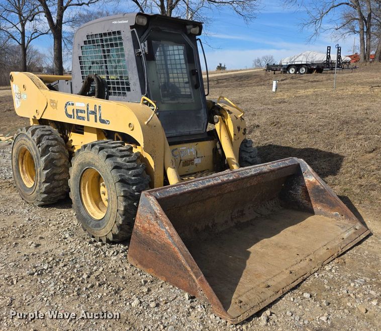 2002 Gehl SL7800 skid steer loader - FI0803