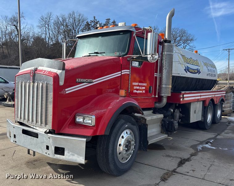 2007 Kenworth T800 vacuum truck  - FO3527
