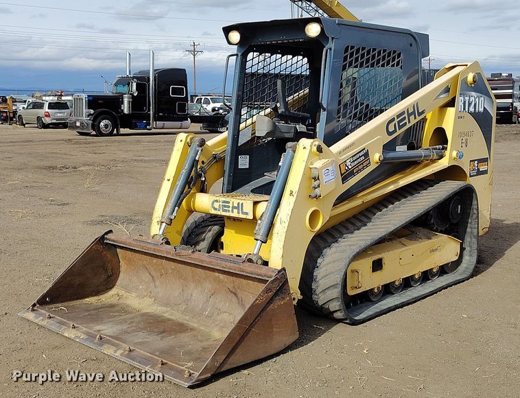 2014 Gehl RT210 tracked skid steer loader - DT0939