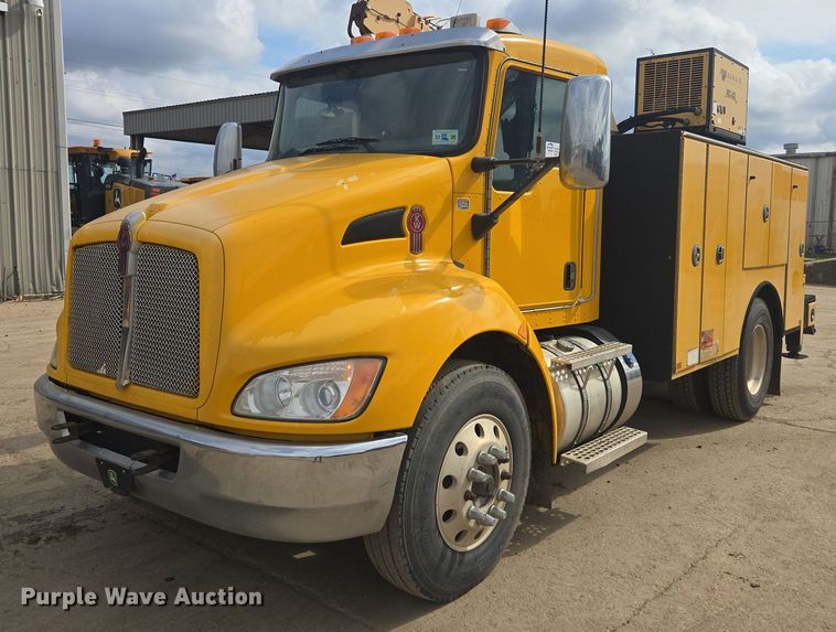 2014 Kenworth T270 utility / service truck - DU2714