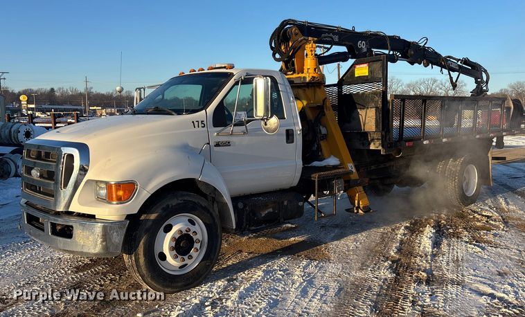 2008 Ford F650 crane grapple truck - DU6967