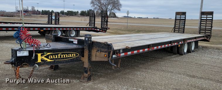 2022 Kaufman  equipment trailer - EA2834