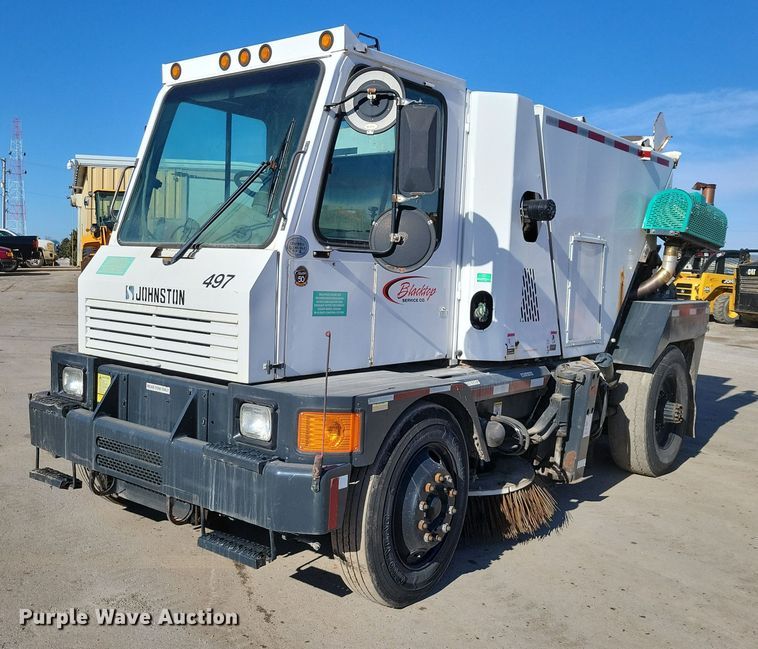 2009 Johnston street sweeper - EA2861