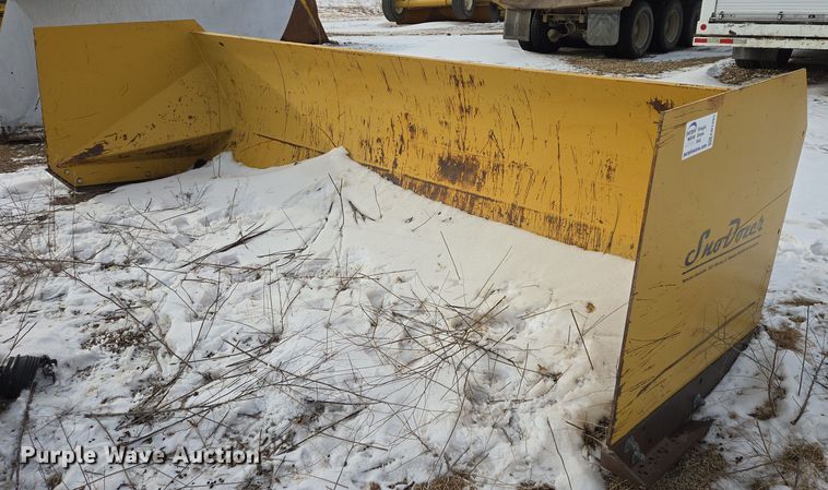 Sno-Dozer wheel loader snow pusher - EB1293