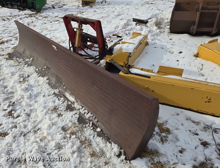 Renn 770 snow plow - EB1295