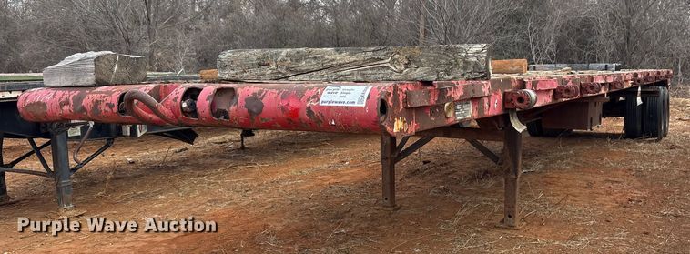1980 Nabors flatbed trailer - EE0088