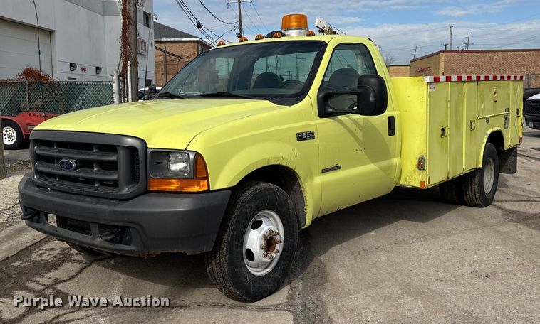 2001 Ford F350 Super Duty utility bed pickup truck - EF2414