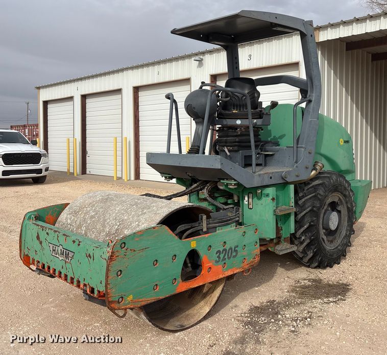 Hamm 3205 single drum vibratory roller - EF6322