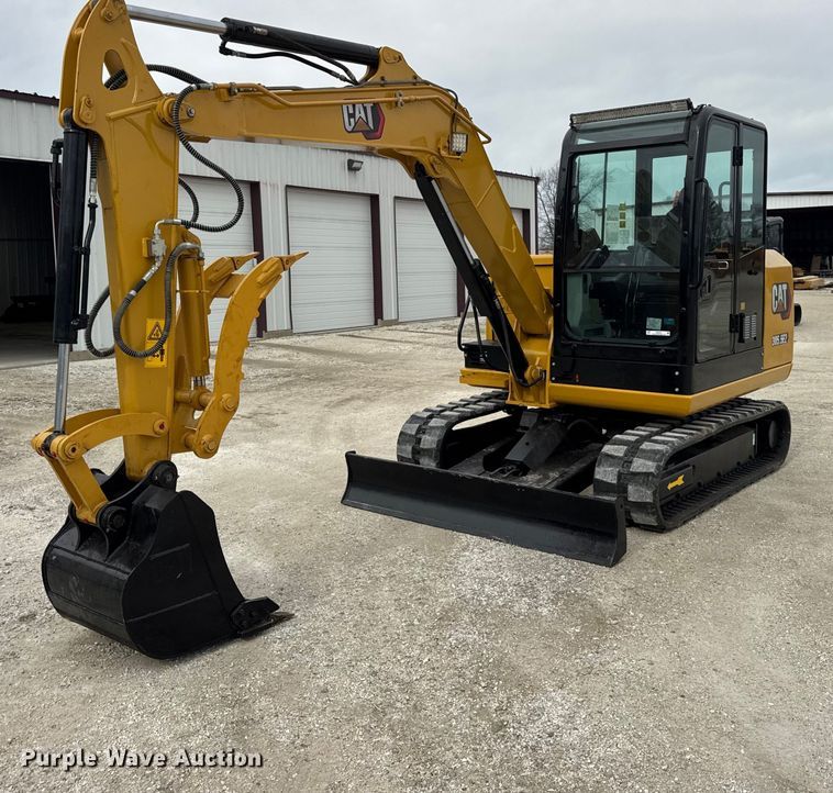 2018 Caterpillar 305.5E2 mini excavator - ER0427