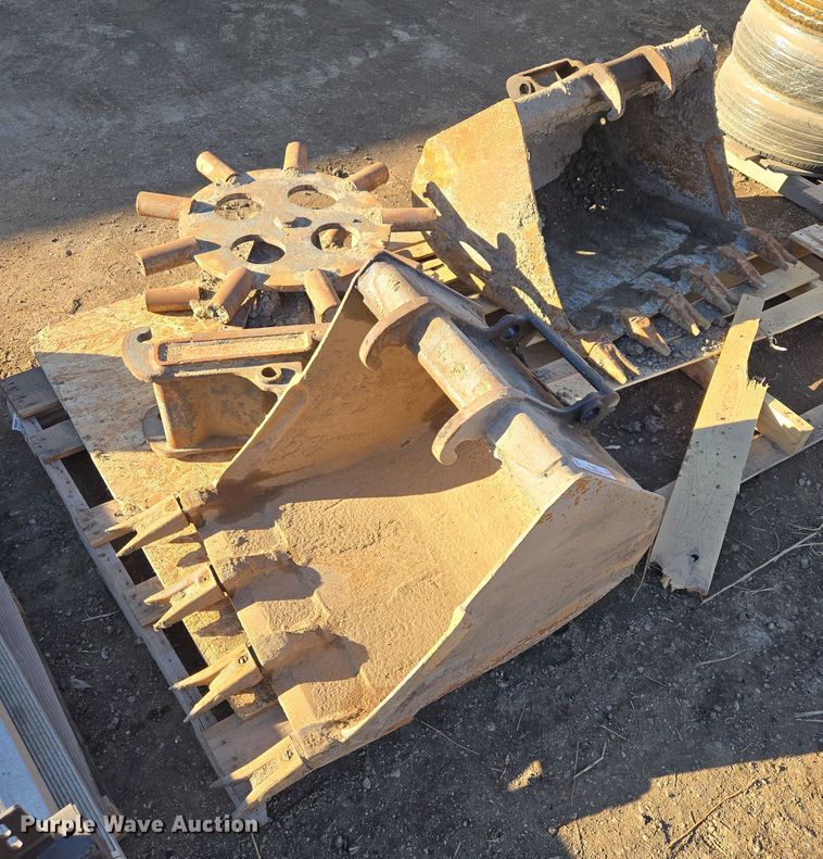 Bobcat mini excavator attachments - ES2885