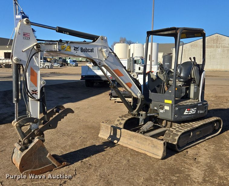 2017 Bobcat E35 mini excavator - ES2901