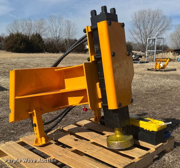 2025 AD680 skid steer post driver - ET1537