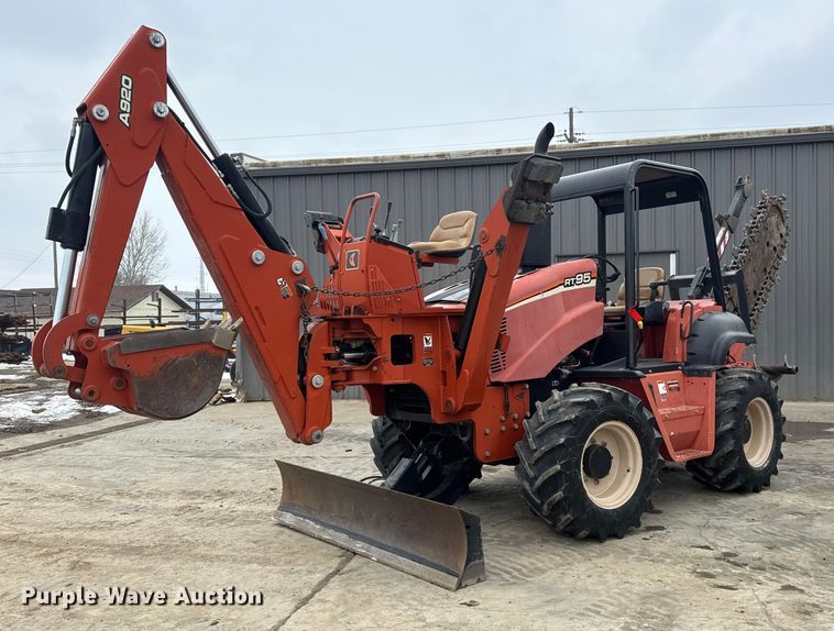 2013 Ditch Witch RT95 trencher - ET4444