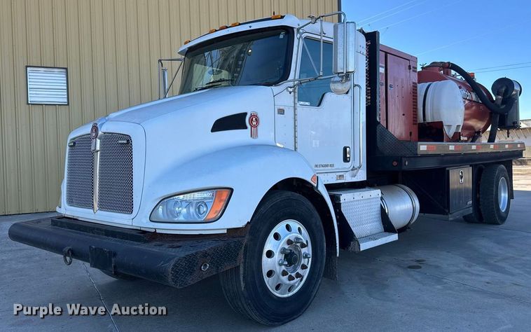 2009 Kenworth T270 flatbed truck with vacuum excavator - ET4497