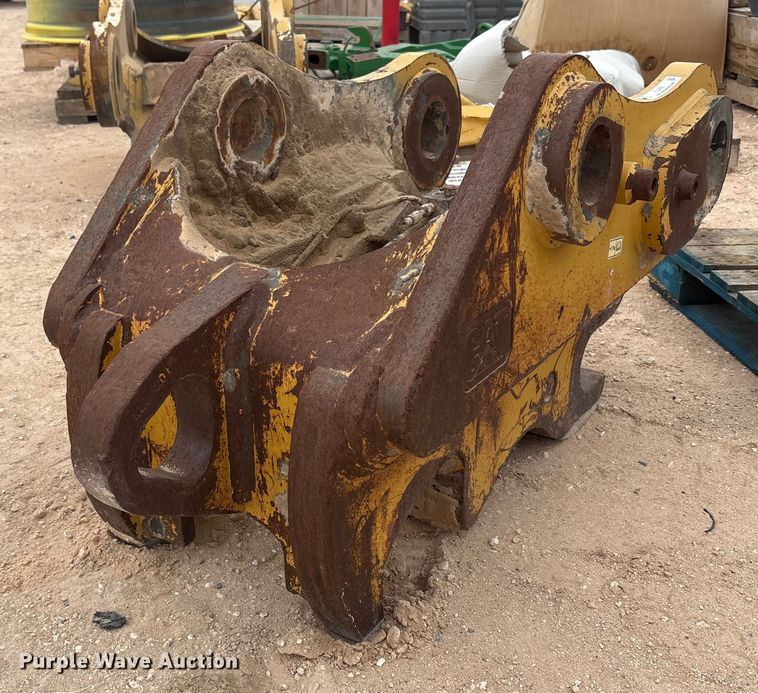 Caterpillar excavator quick coupler - EU4855