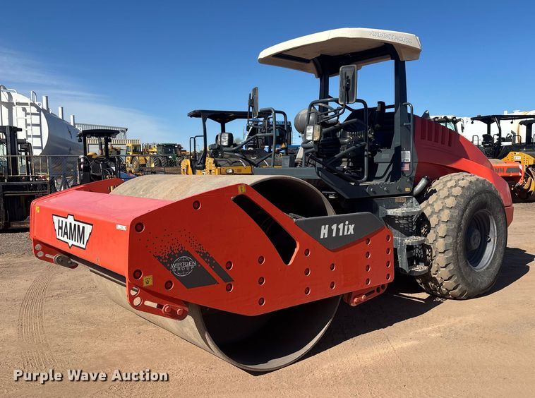 2015 Hamm H11ix single drum vibratory roller - FB5495