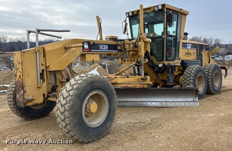 2001 Caterpillar 143H motor grader - FC1532
