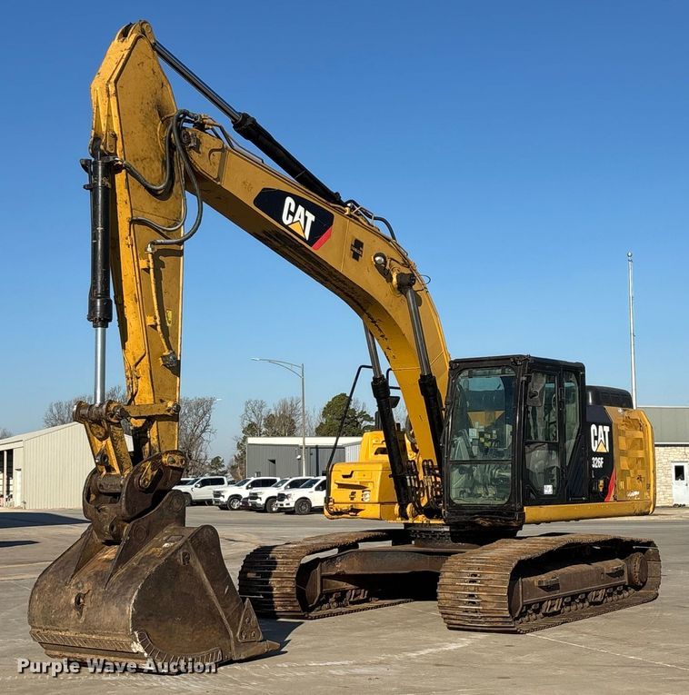 2015 Caterpillar 326FL excavator - FG0070
