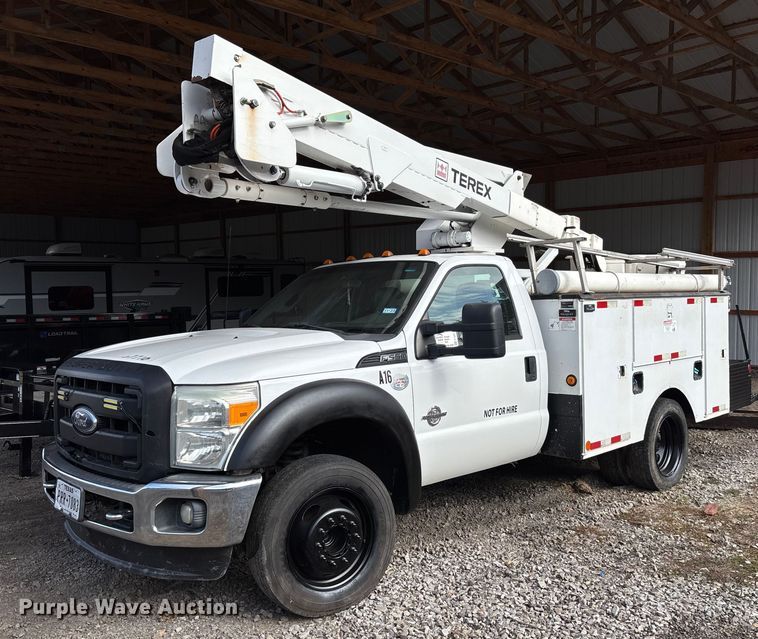 2012 Ford F550 XL Super Duty bucket truck - FI1651