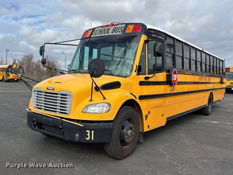 2014 Thomas Built B2 bus - DT0024