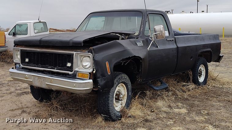 1976 Chevrolet Custom Deluxe C10  pickup truck - DT0903
