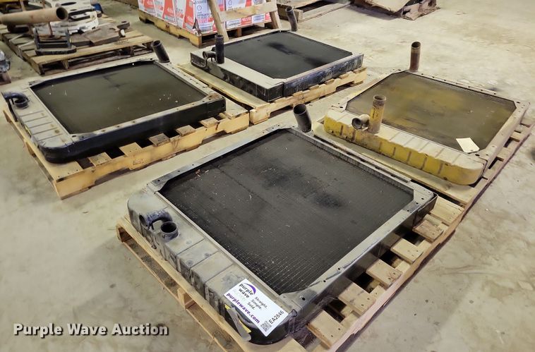 (4) radiators - EA2846
