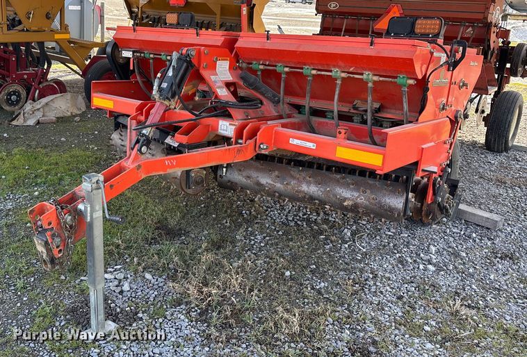 Land Pride NTS2507 grain drill - EJ7797