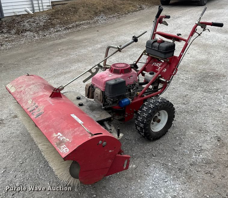 Turf Teq 1305 power broom - ER0419