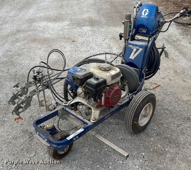 Graco Line Lazer V paint striper - ER0420