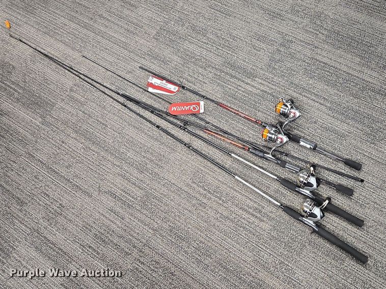 (4) fishing poles - ES2959