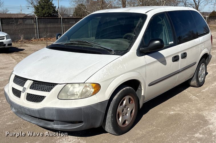 2002 Dodge Caravan van - EV2678