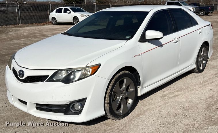 2012 Toyota Camry  - EV2683