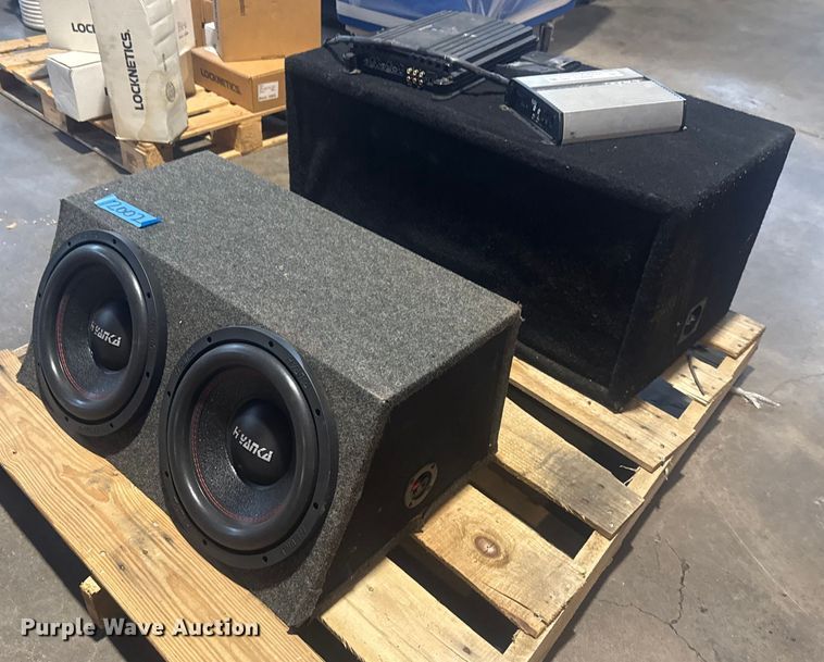Car audio equipment - FB8615