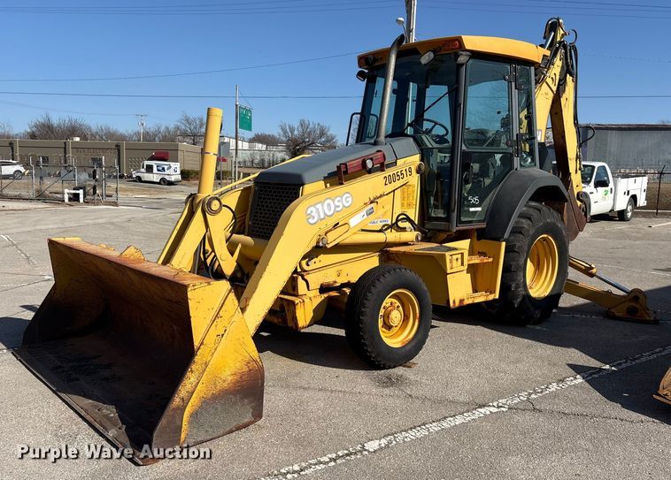 2004 John Deere 310SG backhoe - FB8616