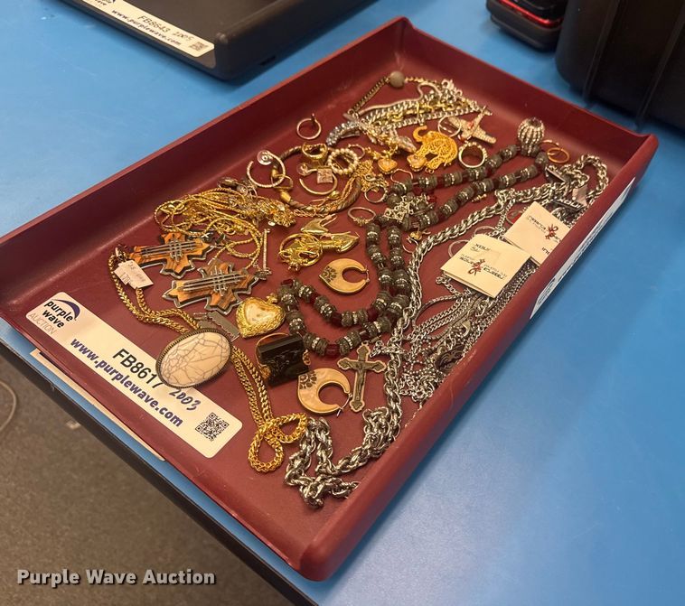 Jewelry - FB8617