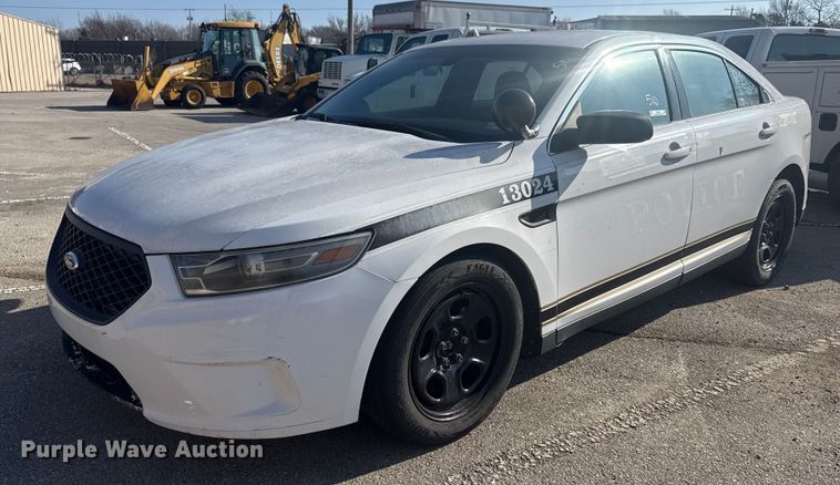 2013 Ford Taurus Police Interceptor  - FB8623