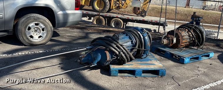 (2) Fairbanks Morse submersible  pumps - FB8631