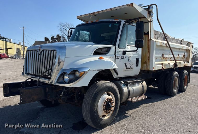 2012 International SF625 dump truck - FB8651