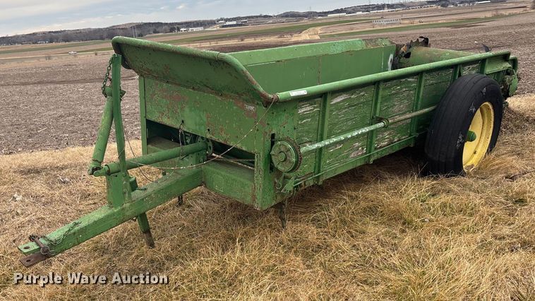 John Deere E0044 manure spreader - FC1573