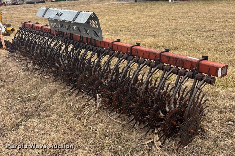 Yetter 1815 rotary hoe - FC1583