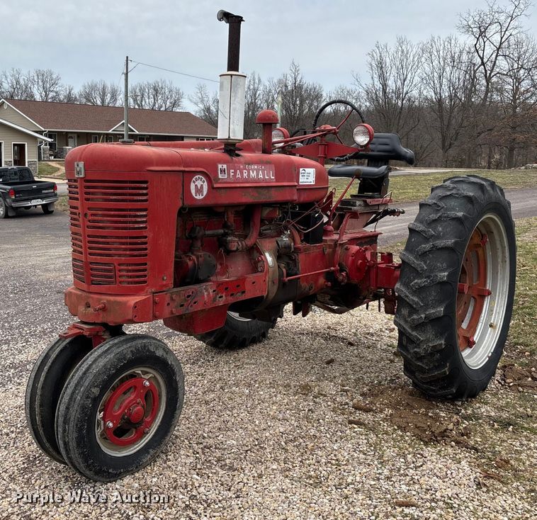 1941 International Harvester Farmall Super M tractor - DT0020
