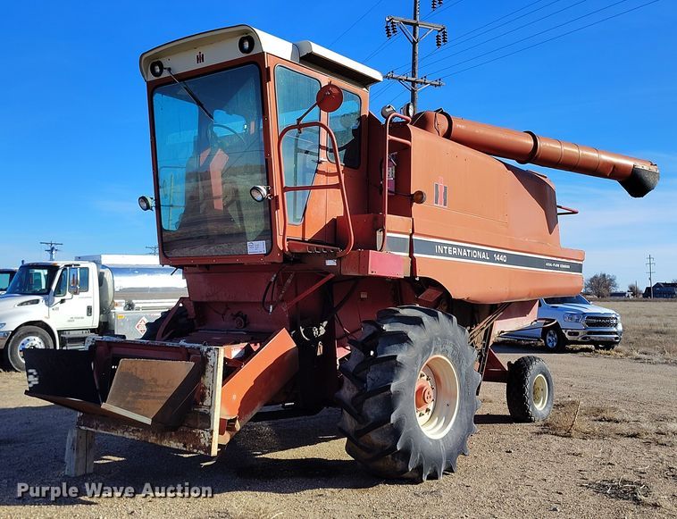 1978 International 1440 combine - DT0928